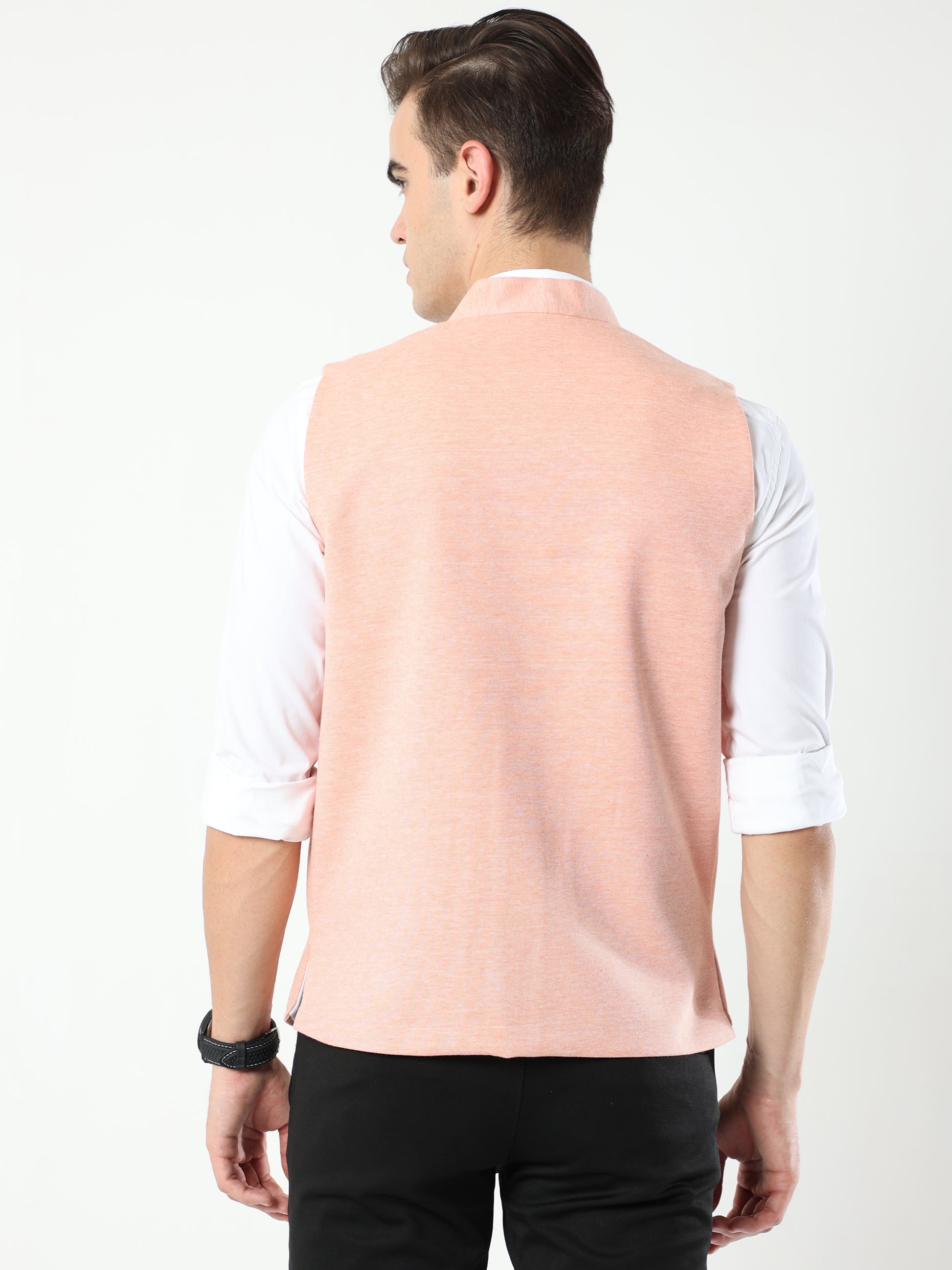 Back view of Mandarin Sustainable Cotton Modi Coat for men in slim-fit design
