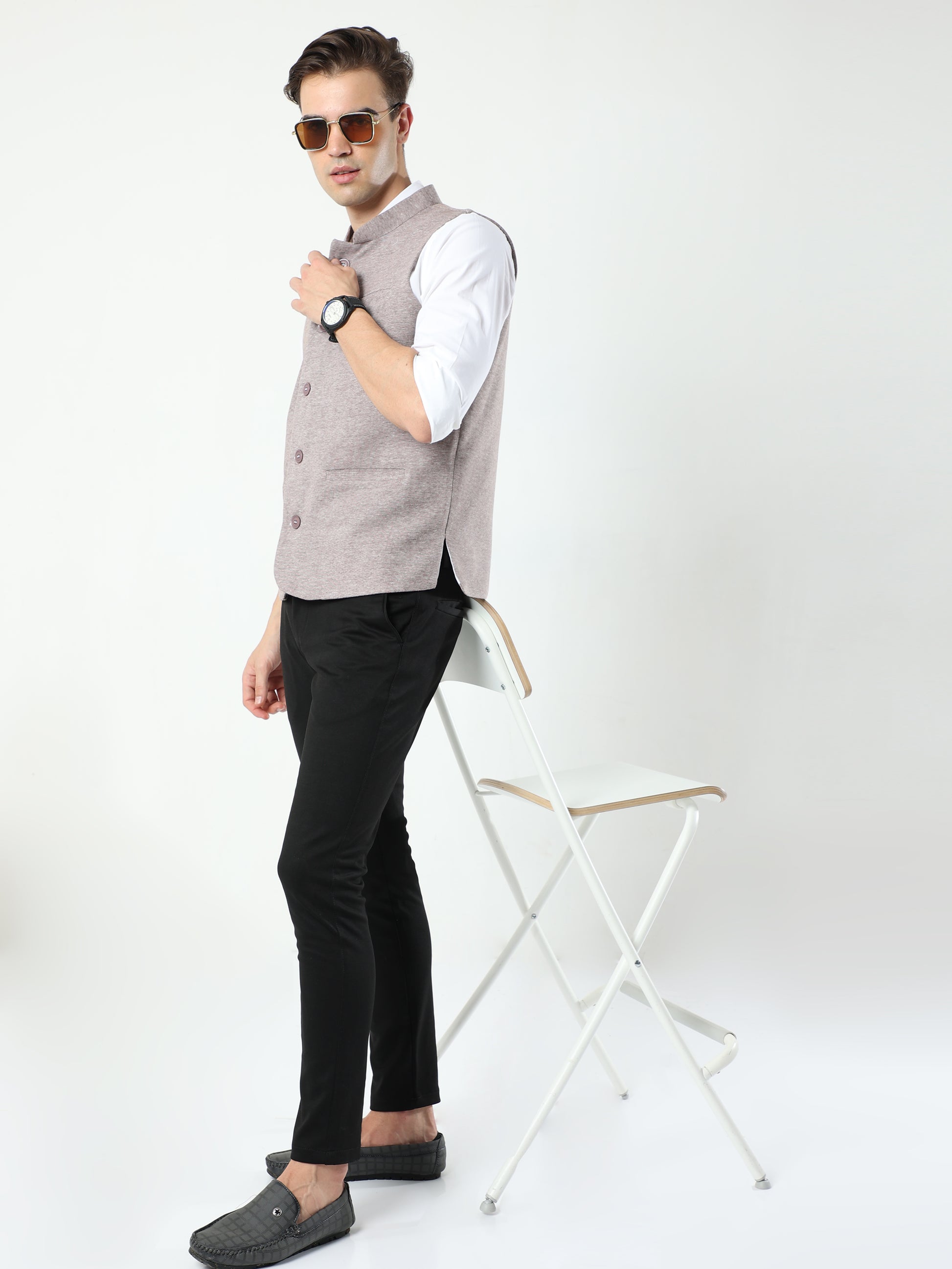 Model wearing Men’s Sustainable Cotton Modi Coat Nut Brown styled with kurta
