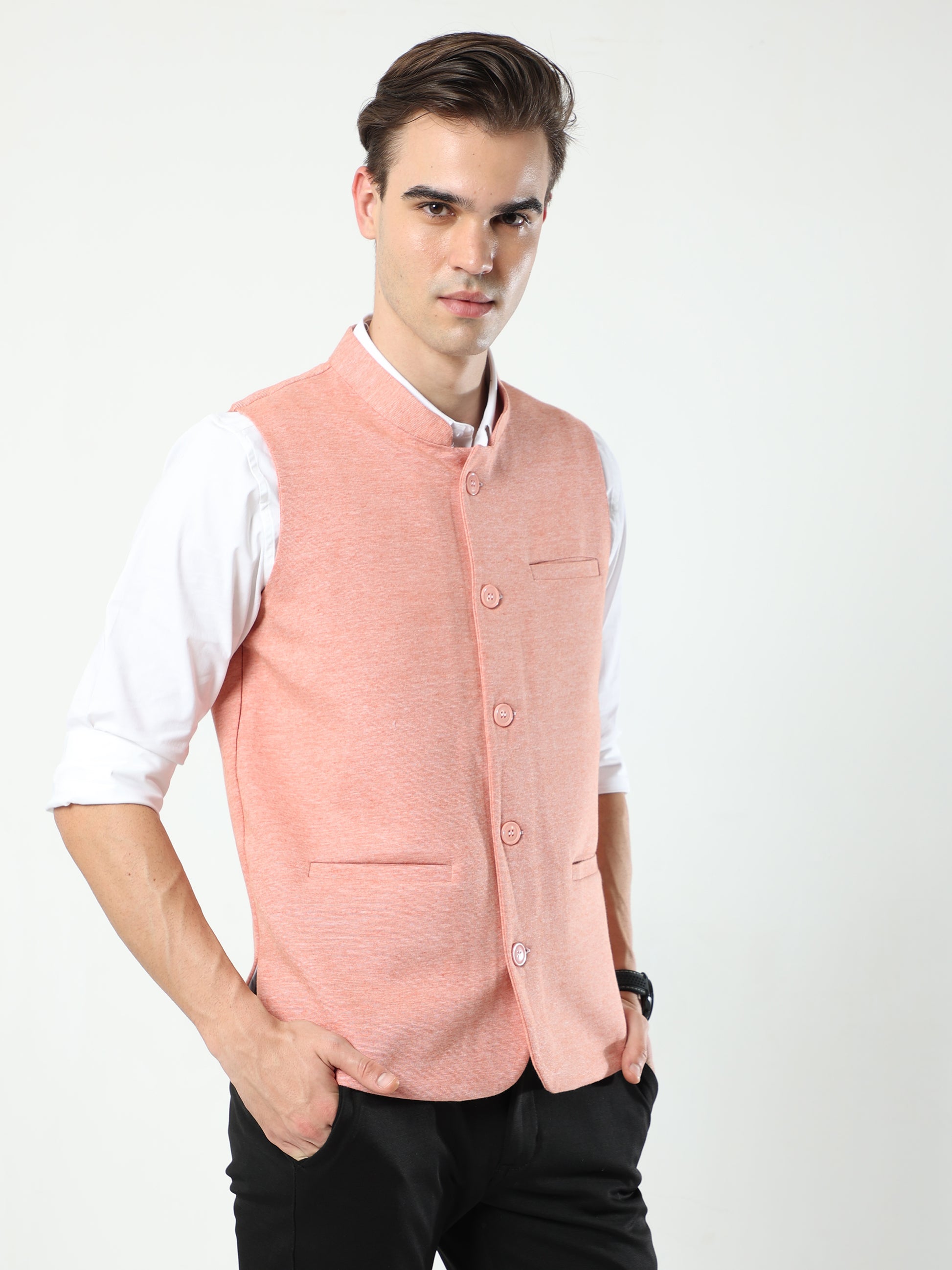 Side profile of Men’s Sustainable Cotton Modi Coat Scarlet
