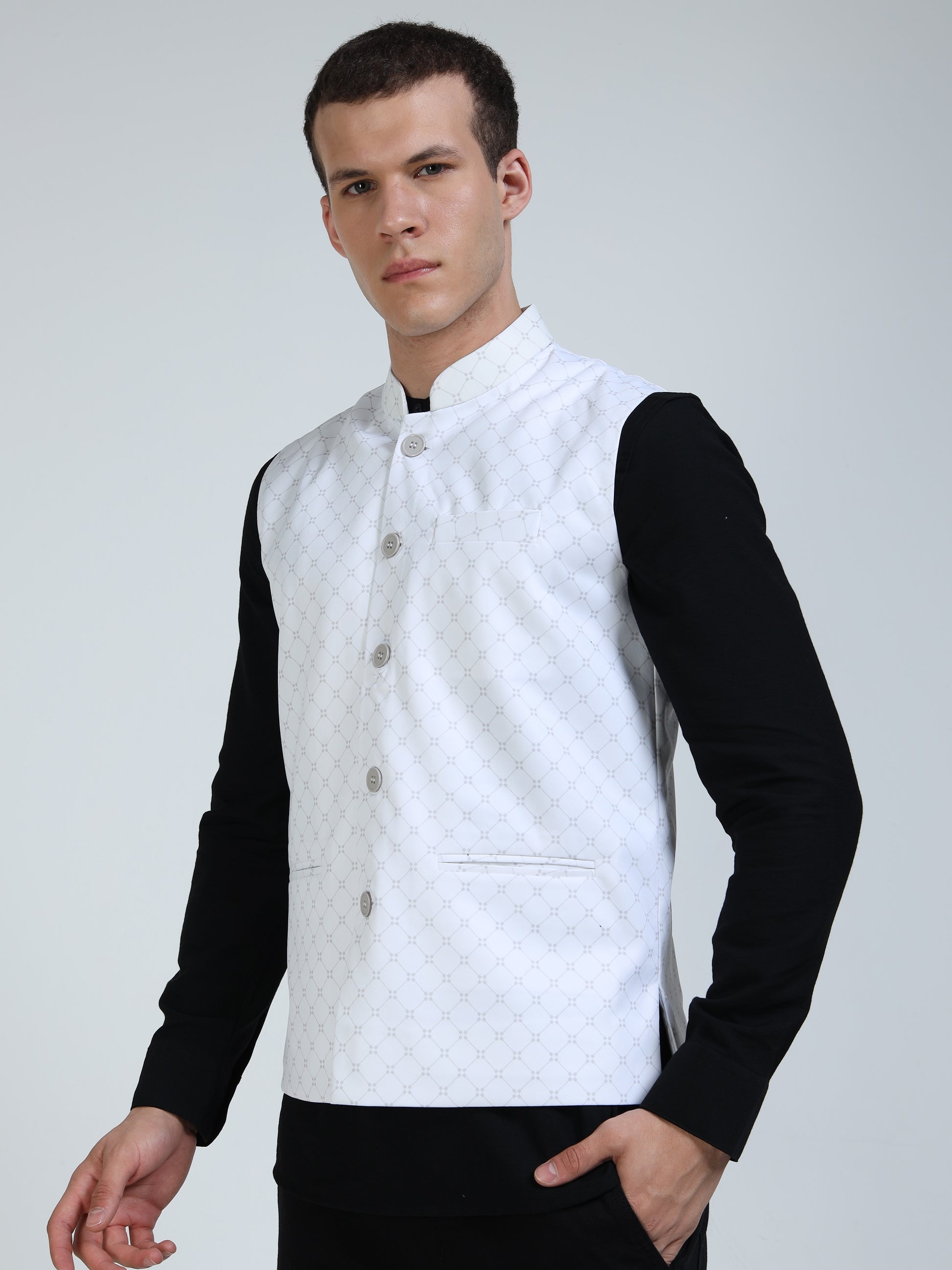 Side profile of Men’s Printed Modi Coat Diamond Mesh pattern