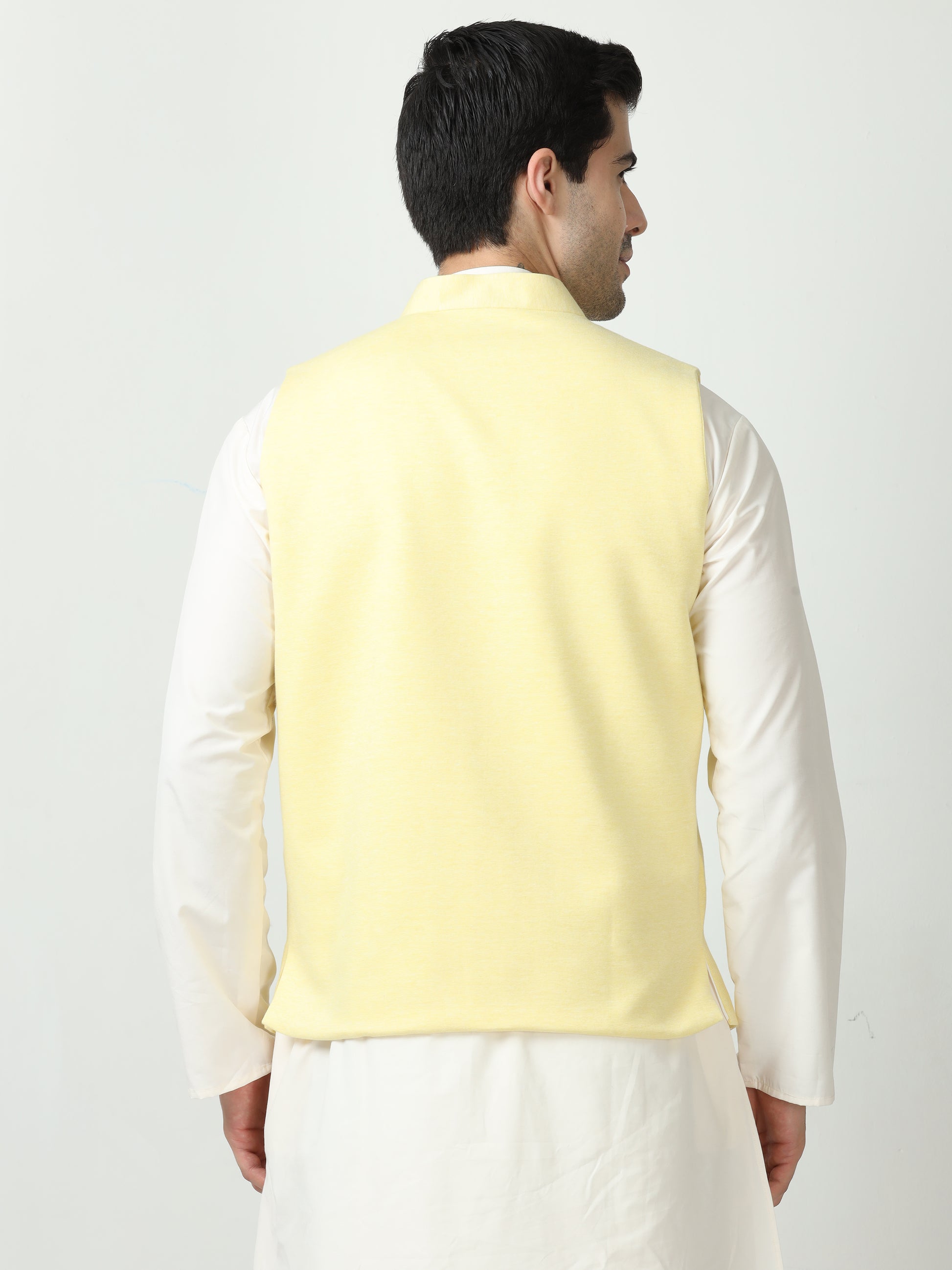 Back view of Lemon Sustainable Cotton Modi Coat for men in slim-fit design
