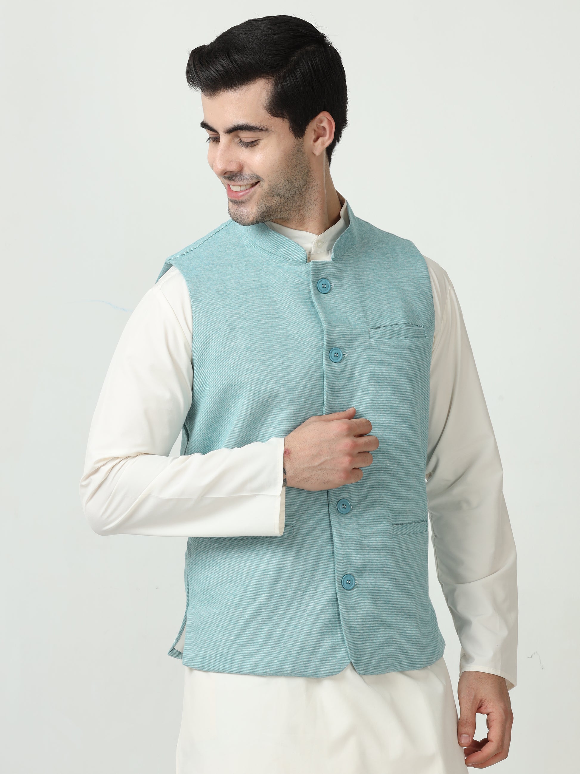 Side profile of Men’s Sustainable Cotton Modi Coat Jade

