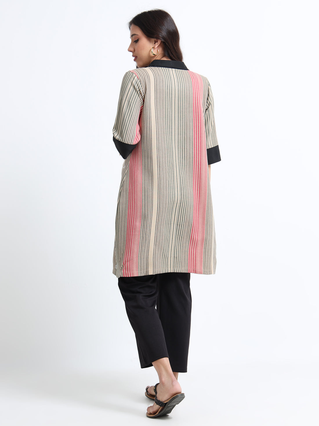Women’s Open Long Length Shrug -  Horizontal Striped Jacquard