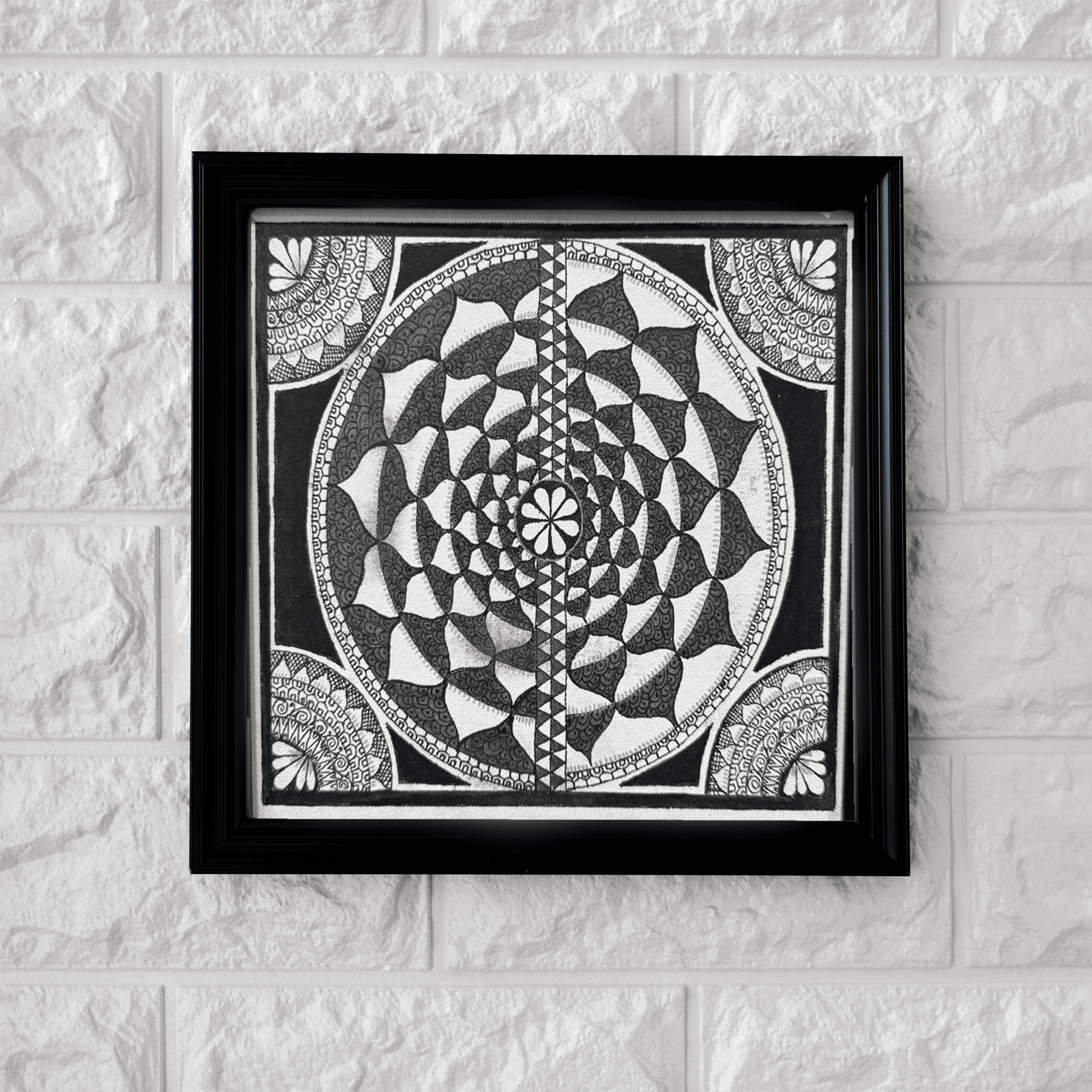 لوحة ماندالا رانغولي الفنية المصنوعة من قماش البولي إيثيلين تيرفثاليت المرسوم يدويًا بواسطة الفنان