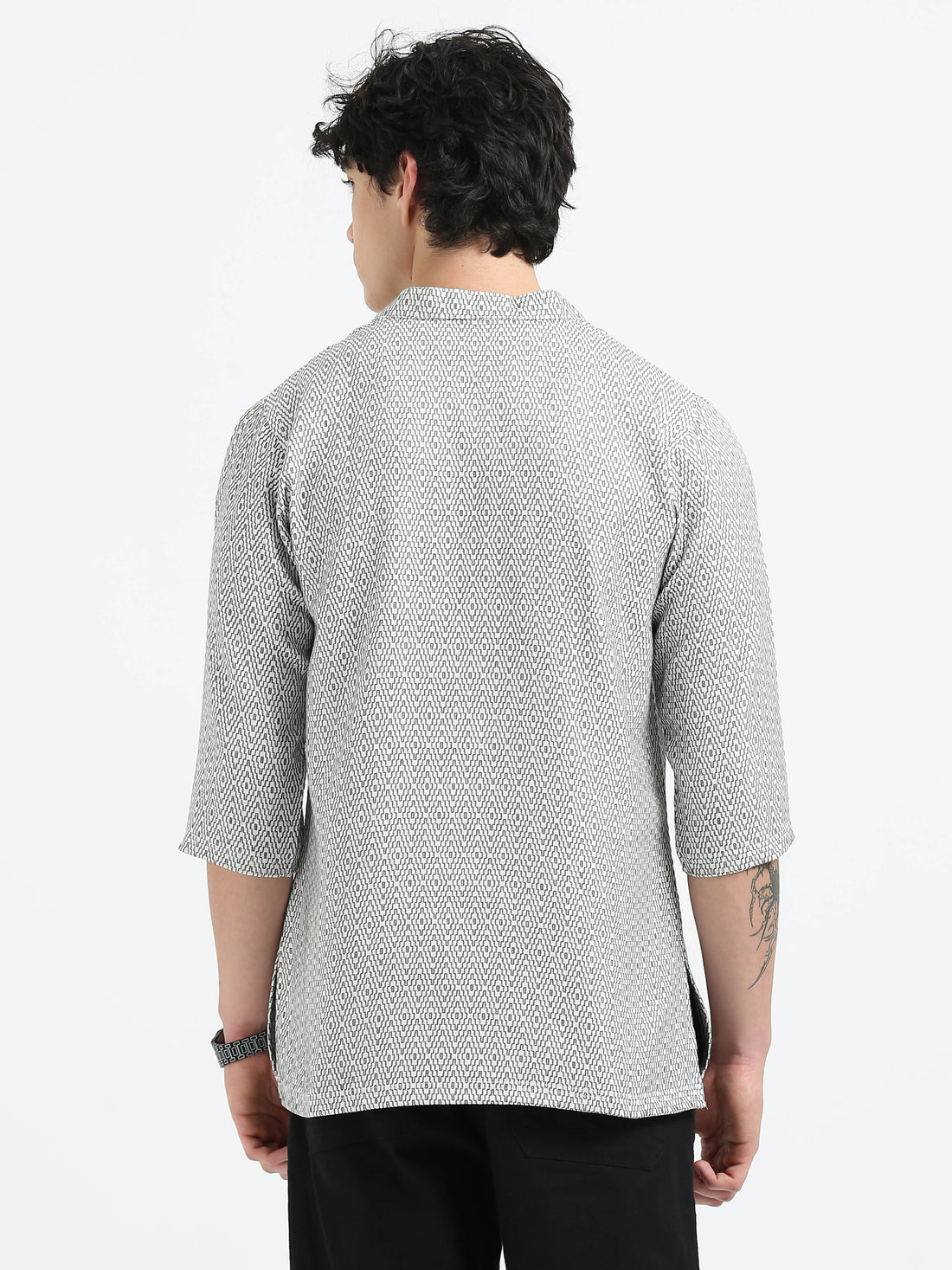 Men’s Short Kurta – Aztec Weave