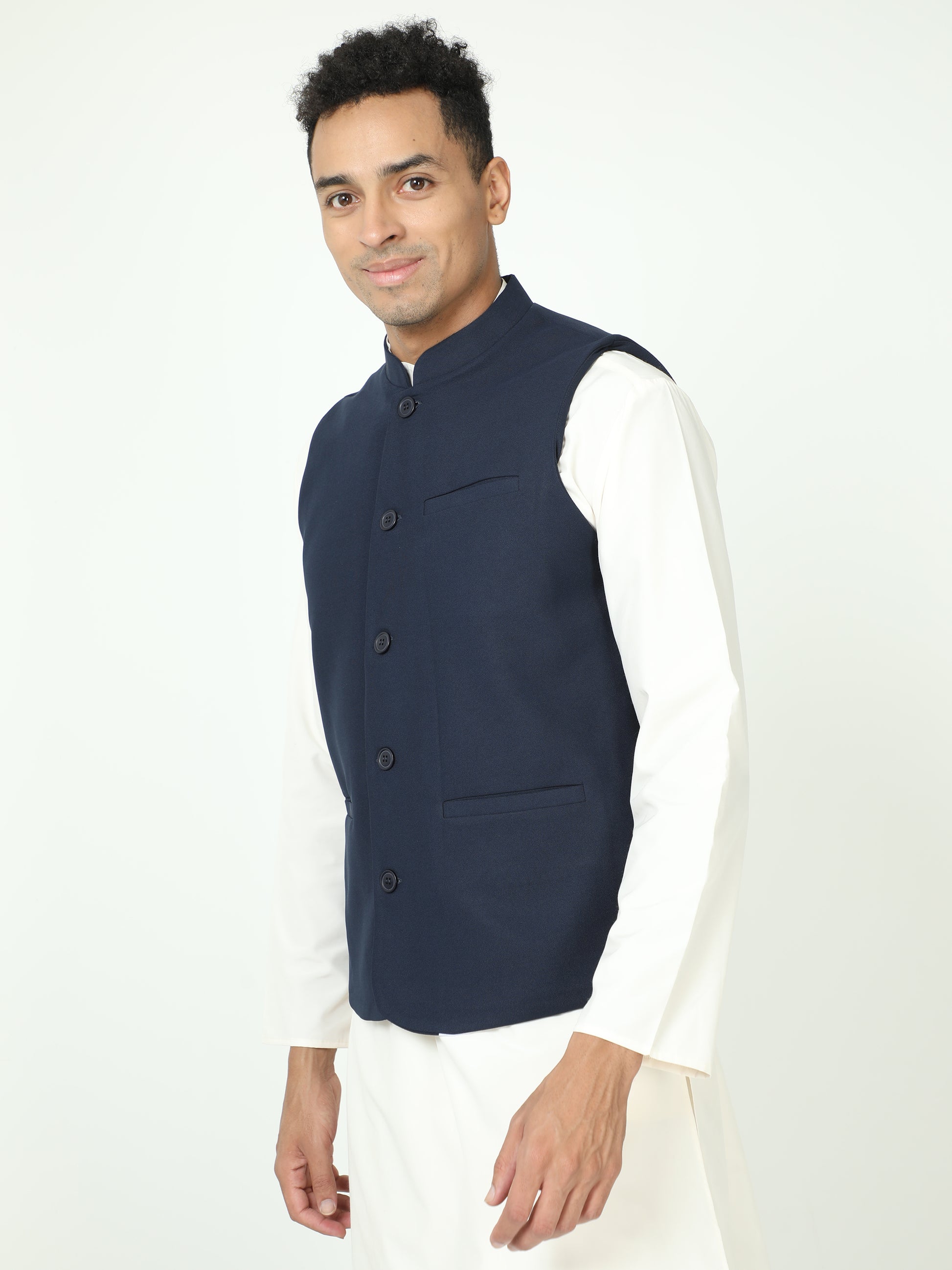 Side profile of Men’s Solid Modi Coat Navy