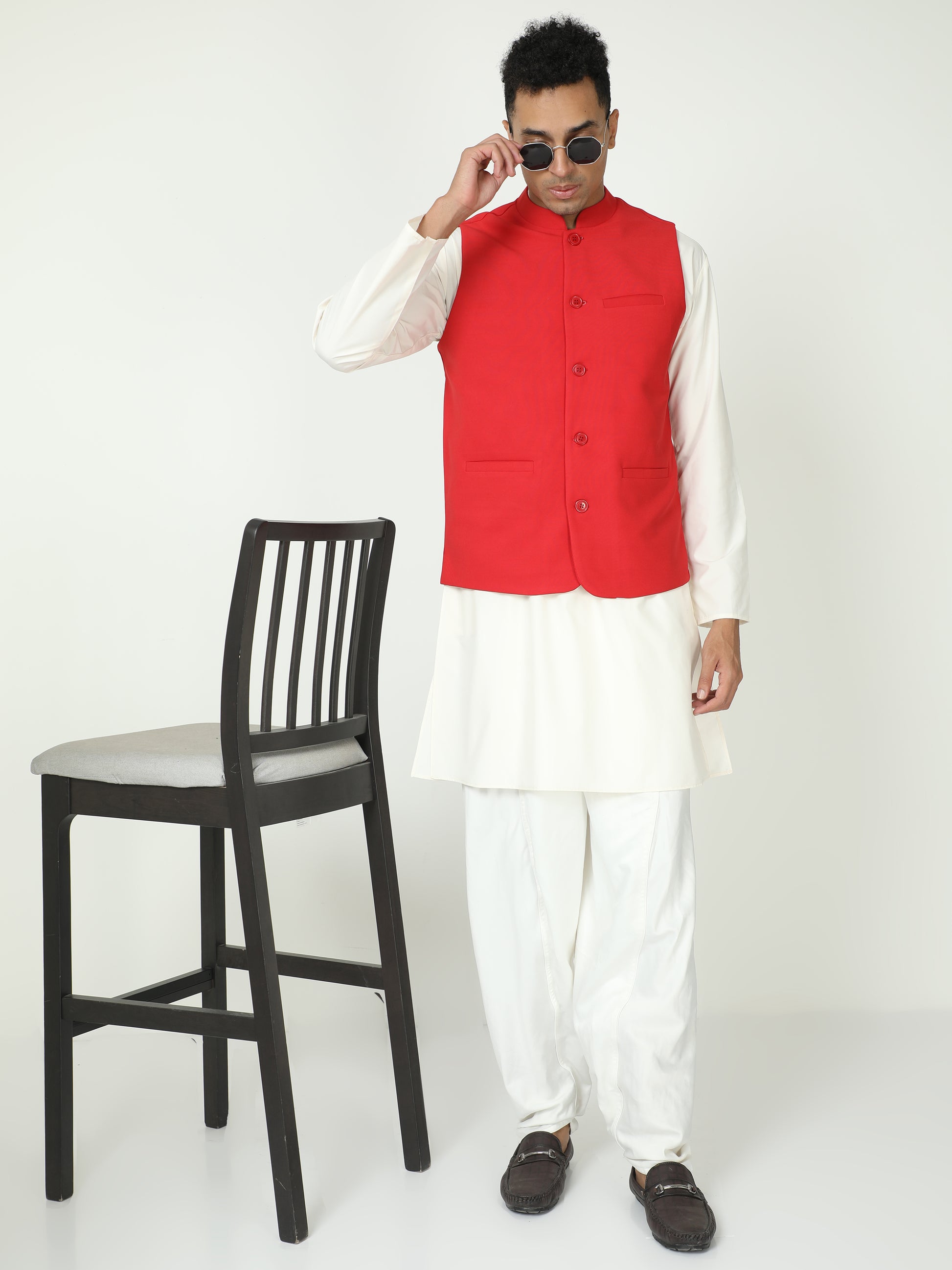Model wearing Men’s Solid Modi Coat Arrow Red styled with kurta