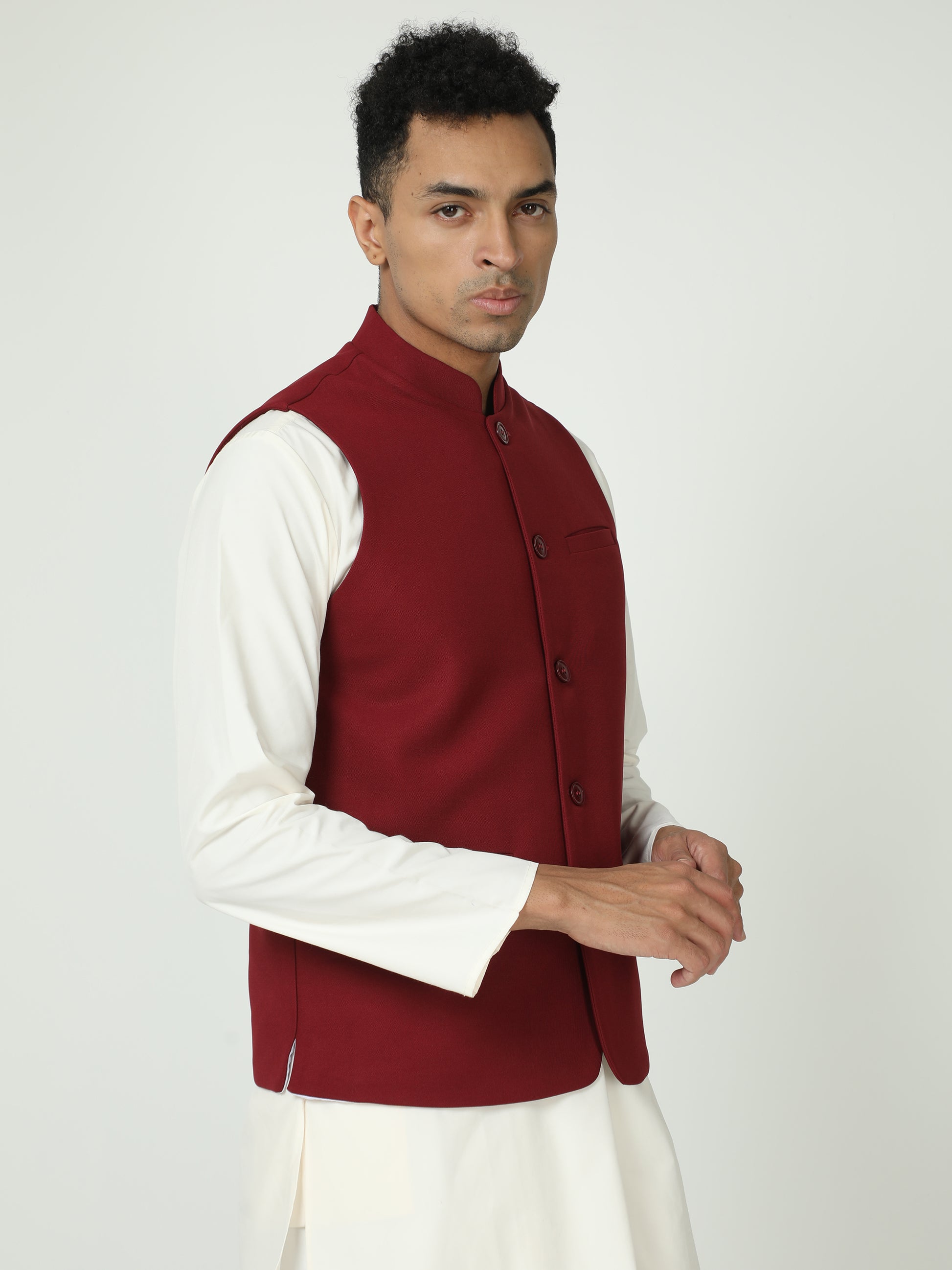 Side profile of Men’s Solid Modi Coat Redwine