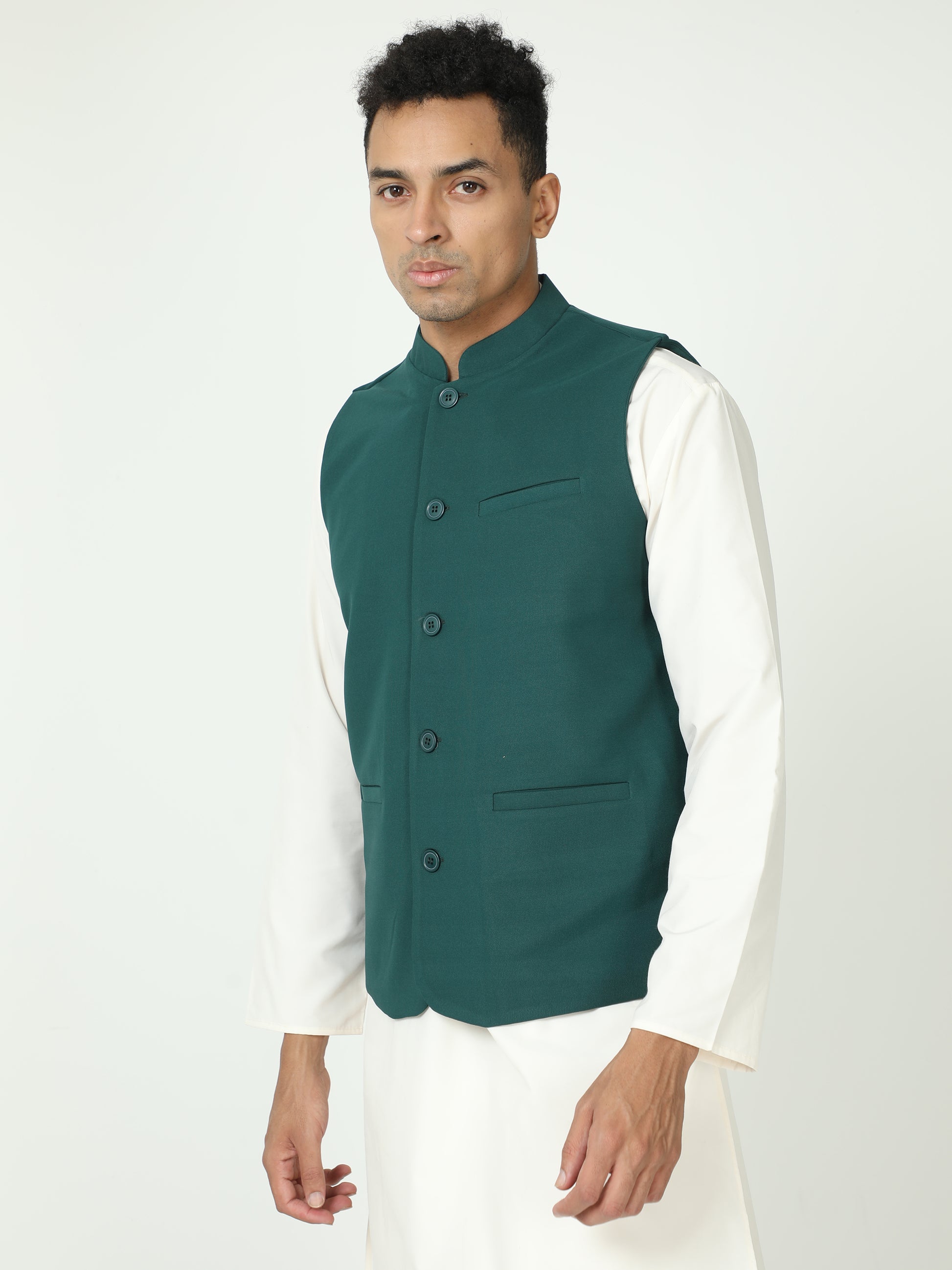Side profile of Men’s Solid Modi Coat Bottle Green